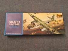 Lindberg line Arado AR-234B 1/72 MODELLBAUSATZ made in u.s. 472 