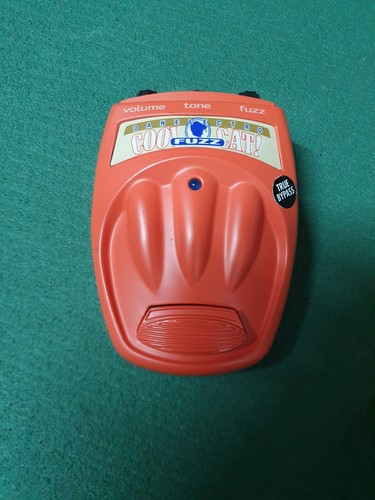 Danelectro cool cat fuzz - danelectro,