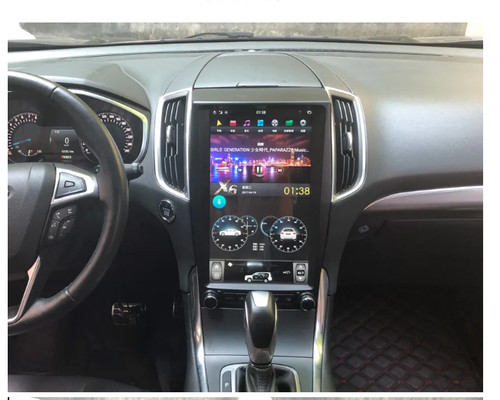 Touchscreen radio - 13.6",