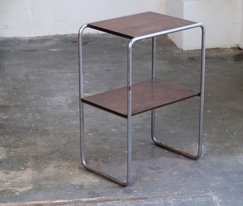 Schmaler bauhaus beistelltisch - bauhaus,