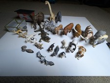 This is a lot of 27 Schleich