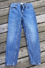 dunkelblaue Jeans von Bershka