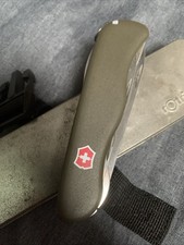 Rare Strong Victorinox Work Champ Taschenmesser 0.8564 in Oliv, olive drab