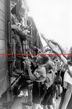 F019849 HJ in Uniformen Gruß Rückkehr Wehrmacht Soldaten Sächsischer Zug