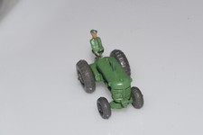 Wiking Trecker Typ 1 maigrün Drahtachser