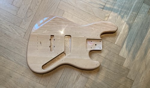 Jazzbass body esche - jazzbass,