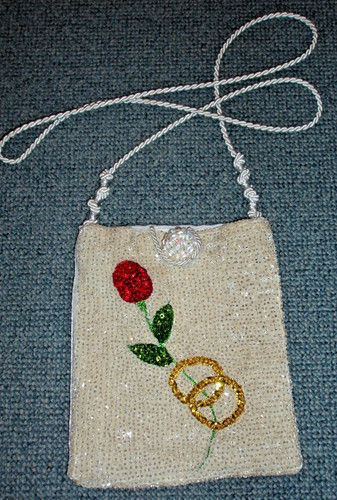 Wunderschöne abendtasche - wunderschöne,