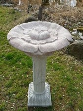 Vogeltränke aus Naturstein Tränke  Garten-Deko 