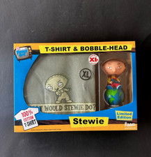 Family Guy Stewie T-Shirt Größe XL + Bobble-Head 14CM Funko Wacky Wobbler