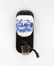 Vintage Wandkaffeemühle Keramik Gusseisen Handkurbel Landhaus Delfter