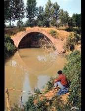 ISLE-JOURDAIN (32) FISCHER an der Linie an der PONT Tourné, ST-LYS RADIO MARITIME 1977