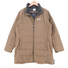 Jack Wolfskin Braune Isoliert