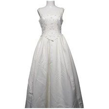 La Sposa, Hochzeitskleid