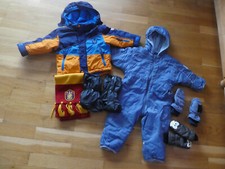 1 Schneeanzug Gr. 74/80 und 1 Anorak Gr. 80/86 mit Zubehör Junge