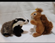 Steiff Dachs Diggy stehend 28 cm und Eichhörnchen sitzend 20 cm