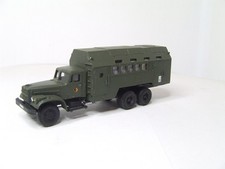 RK , Kraz 256 m. Kofferaubau - Sauerstoffstation ; NVA , DDR-Modell ;1:87 ;H0 ;