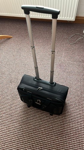 Samsonite business case - business,