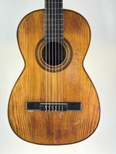 Antike spanische Gitarre von