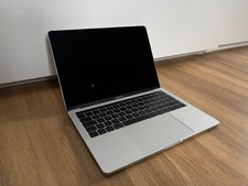 Apple MacBook Pro 13 Zoll (256GB SSD, Intel Core i5 8. Gen, 3,80GHz, 8GB, Touch