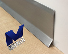 Sockelleiste Sockelblende Fussleiste 1,0mm 2x gekantet Edelstahl Außen Korn 320.