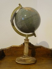 Globus auf Holzfuß Antik Stil