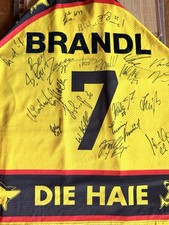 Trikot KEC 94/95 Pro Markt Brandl mit Autogrammen der Mannschaft