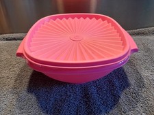 TUPPERWARE * Sonnenschüssel mit Deckel * PINK  *  Salatschüssel  Sonnendeckel *