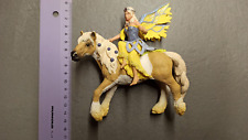 Schleich-Figuren Pferd und Reiterin Elfe Fee