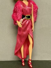 Hübsche Barbie  Kleidung -Fashion Ball,Party,Kleid,Gürtel-Kuschel Jacke,Tasche,