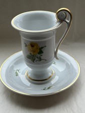 Sammeltasse aus Porzellan von