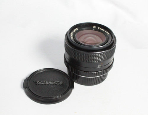 Yashica 28mm 8 objektiv - 28mm, 1:2.8