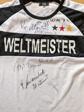 Trikot.Orginales Autogramm. 10 St. Weltmeister. 1974. Bayern. Köln. Gladbach 