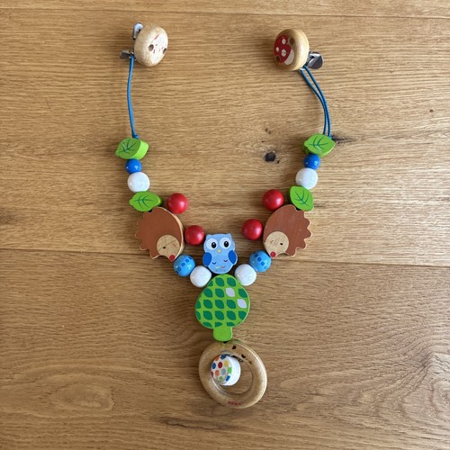 Kinderwagenkette aus holz - kinderwagenkette,