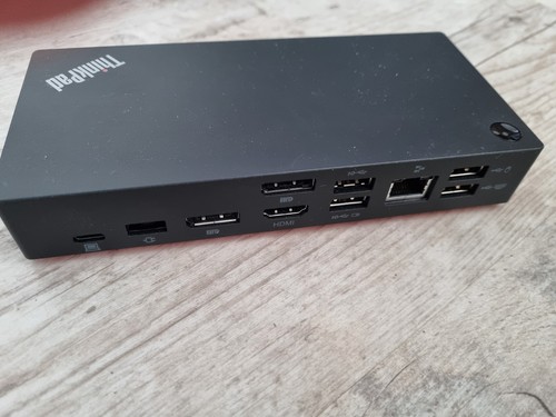 Lenovo thinkpad universal - lenovo,