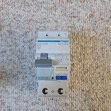 Hager FI-leitungsschurzschalter ADS91916D.  FI SCHUTZSCHALTER 230V/0,03A