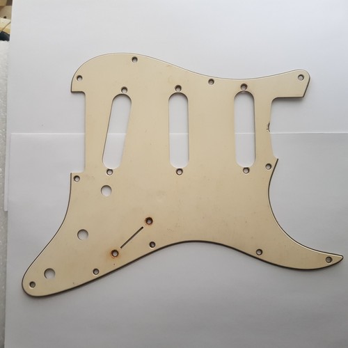 1982 fender stratocaster avri - 1982,