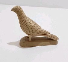 Handgeschnitzte Vogel-Figur aus Holz – Dekoration / Sammlerstück – naturfarben