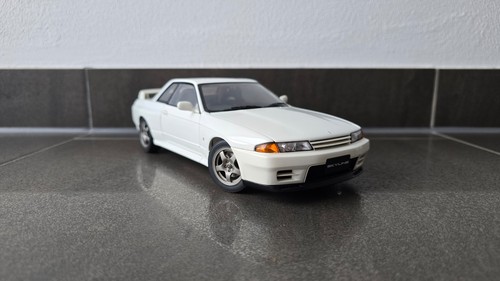 Autoart millenium nissan - 1:18,