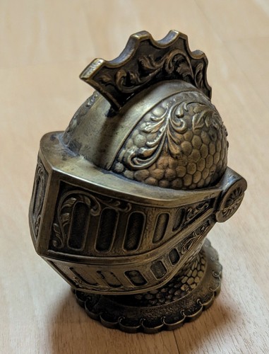 Feuerzeug ritter rüstung helm - ritter,