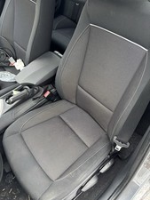 BMW 1er E87 LCI Fahrersitz /