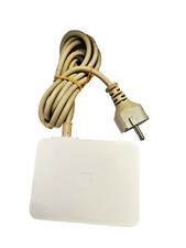 APPLE Kino Bildschirm 65W