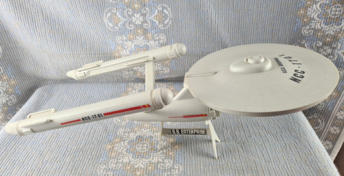 Star trek uss enterprise - star,
