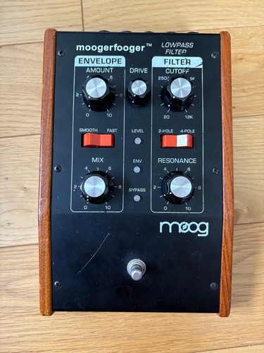 Moog 101 moogerfooger - moog, mf-101