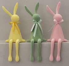 Hase sitzend -  beflockt - mit