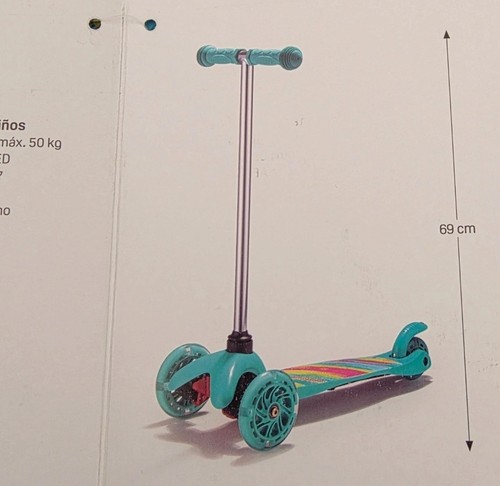 Kinderscooter mit leuchtrollen - kinderscooter,