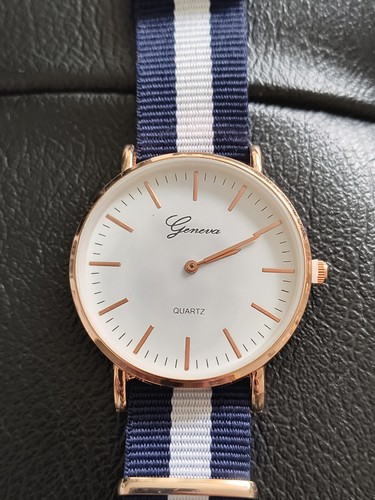 Armbanduhr