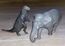 DDR Saurierpark Kleinwelka Elefant und gratis Iguanodon Figur