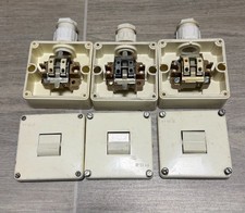 3 DDR Aufputz Lichtschalter