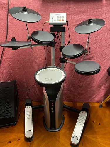 Roland drum kit - roland, @