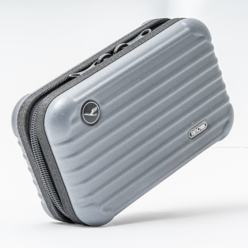 Rimowa lufthansa amenity kit - lufthansa,